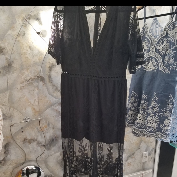 Stand out in this gorgeous lace romper maxi dress - Picture 12 of 15